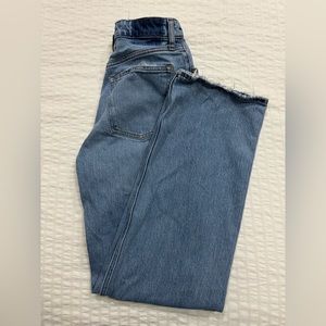 BNWOT Abercrombie Curve Love 90’s Relaxed Jeans